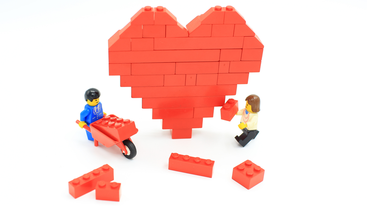 Building sets are a perfect way to say I love you.