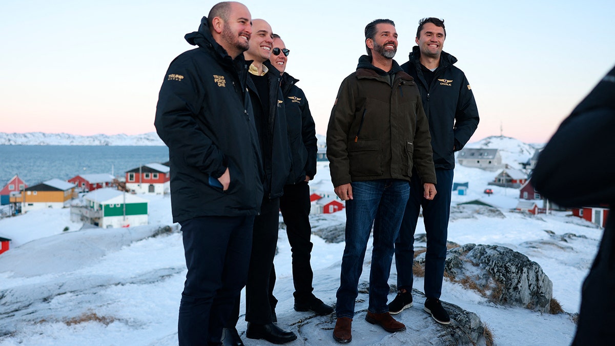 Donald Trump Jr. dan lainnya di Greenland