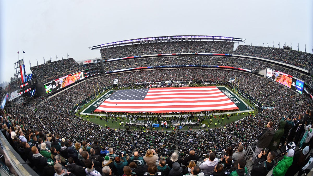 General view of the American flag at Lincoln Financial Field