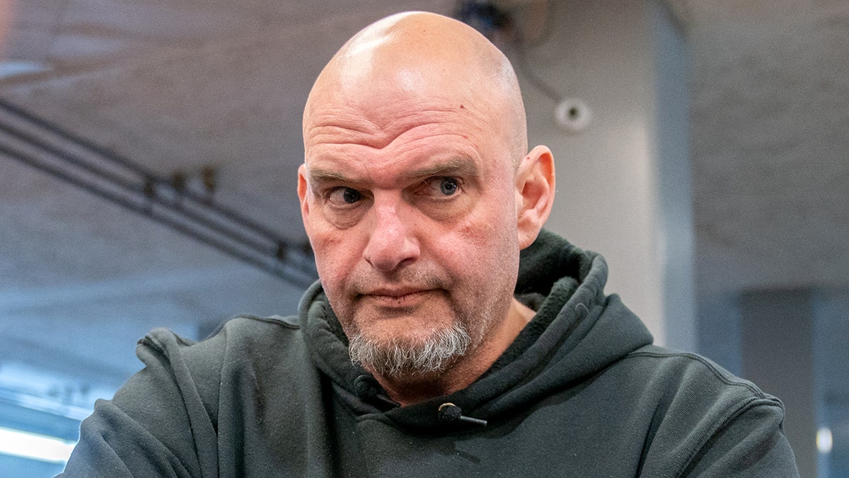 Sin. John Fetterman