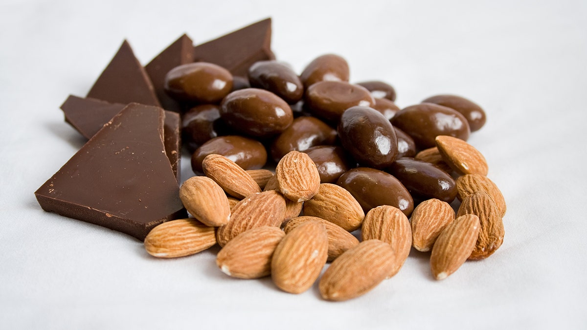 Dark chocolate pieces, almonds and dark & milk chocolate covered almonds.