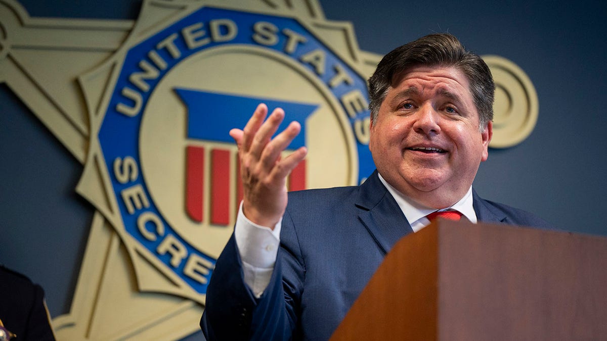 Pritzker press conference