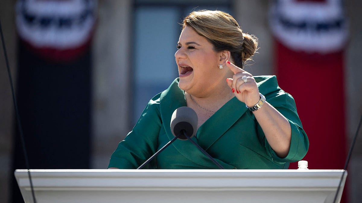 González-Colón gives inauguration speech