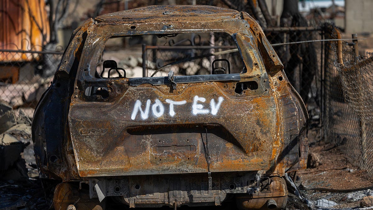 Burned car marked as not containing an electric battery