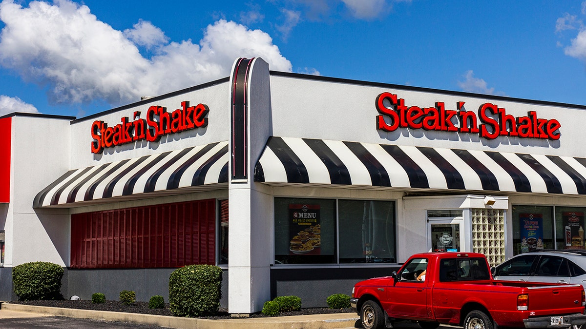 Steak n shake outside.