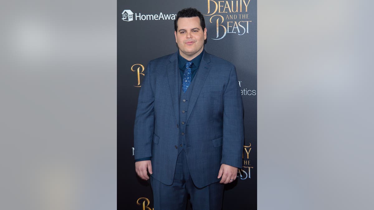 Josh Gad