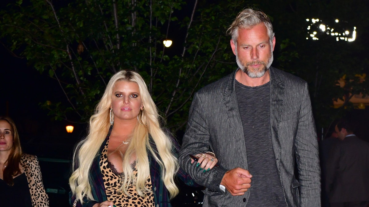 Jessica Simpson and husband Eric Johnson spotted in NYC in 2018