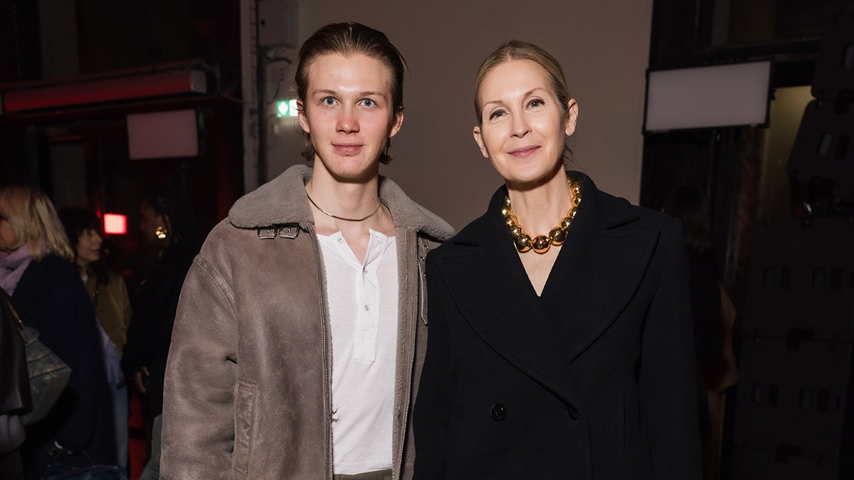 Hermés Gustaf Daniel Gisssech and Kelly Rutherford