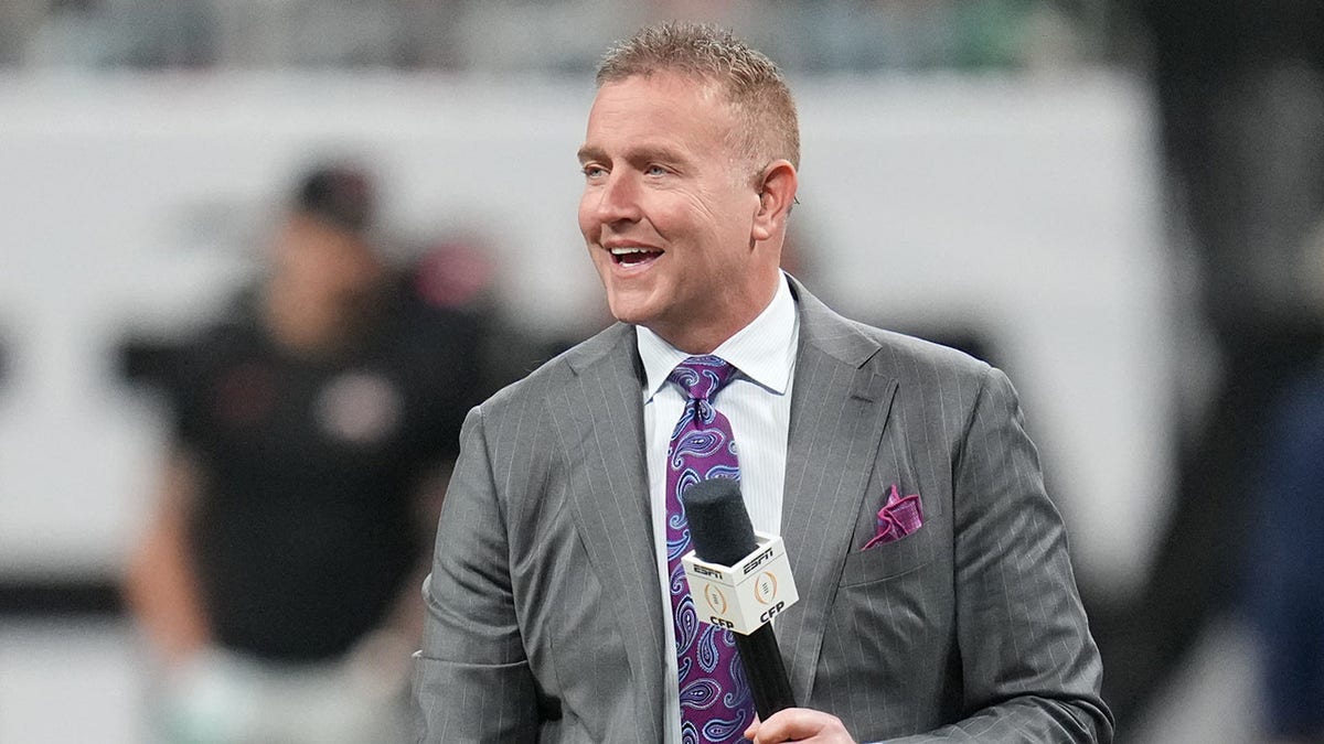 Kirk Herbstreit on the pitch