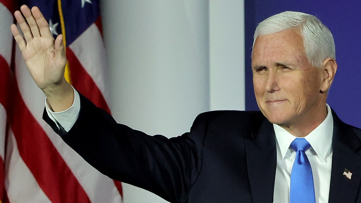 Mantan Wakil Presiden Mike Pence