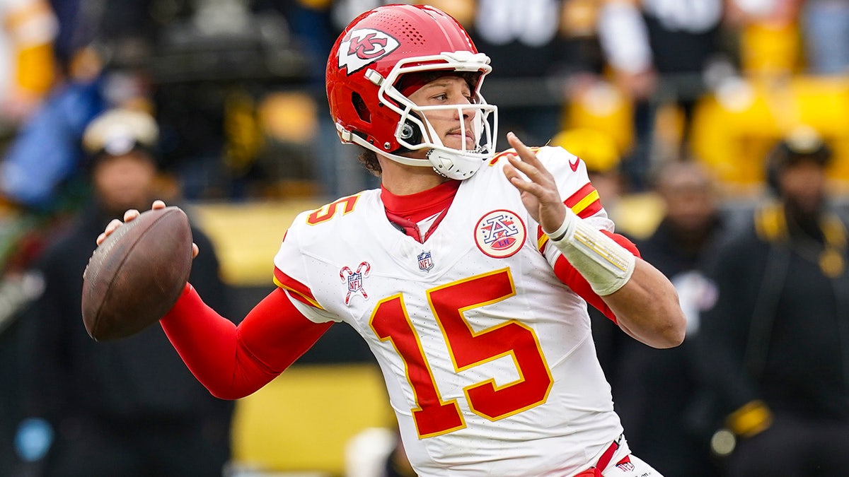 Chiefs' Patrick Mahomes left off Pro Bowl roster for 1st time as starter |  Fox News