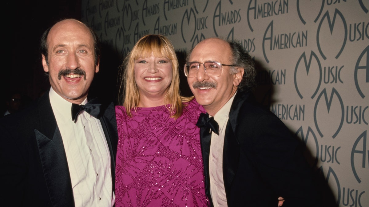 Peter, Paul and Mary attend the AMAs