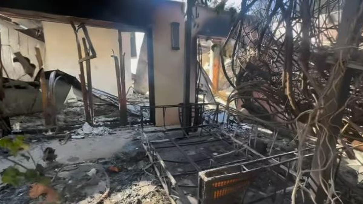 Ricky Lake's house burned down