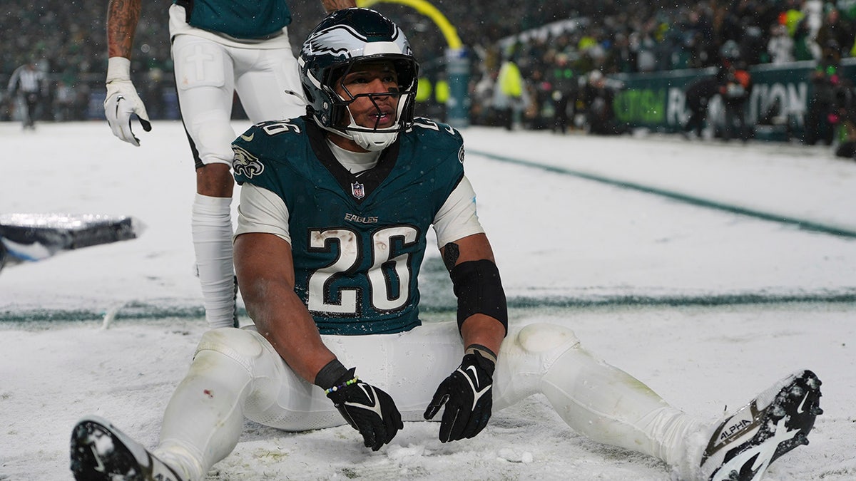 Saquon Barkley in the snow