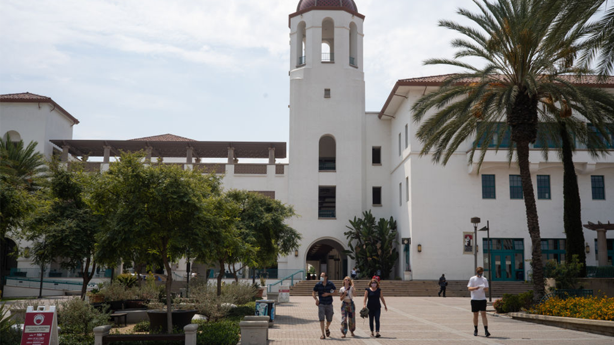 Kampus Universitas Negeri San Diego