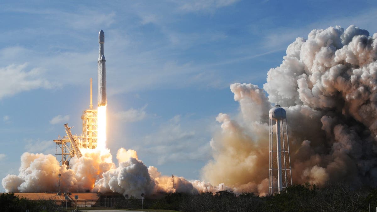 SpaceX launch with Tesla Roadster