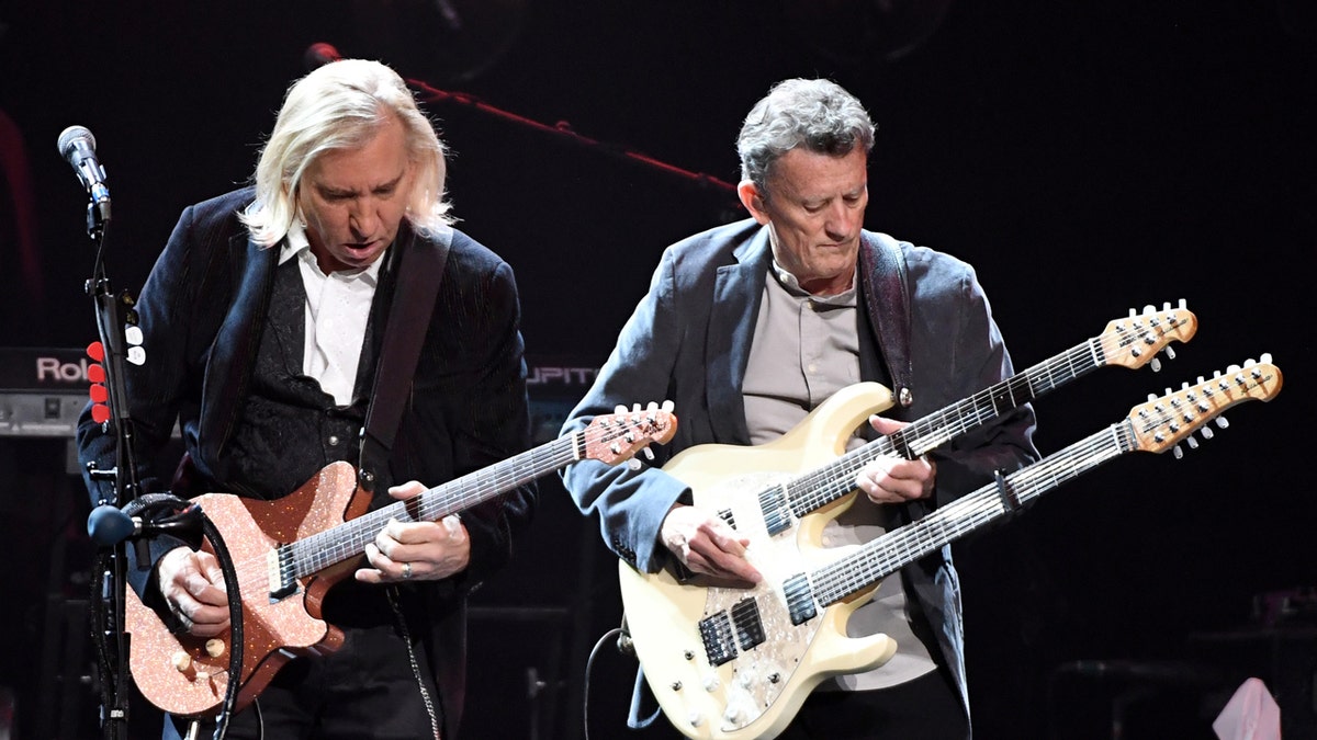 Steuart Smith plays guitar with The Eagles