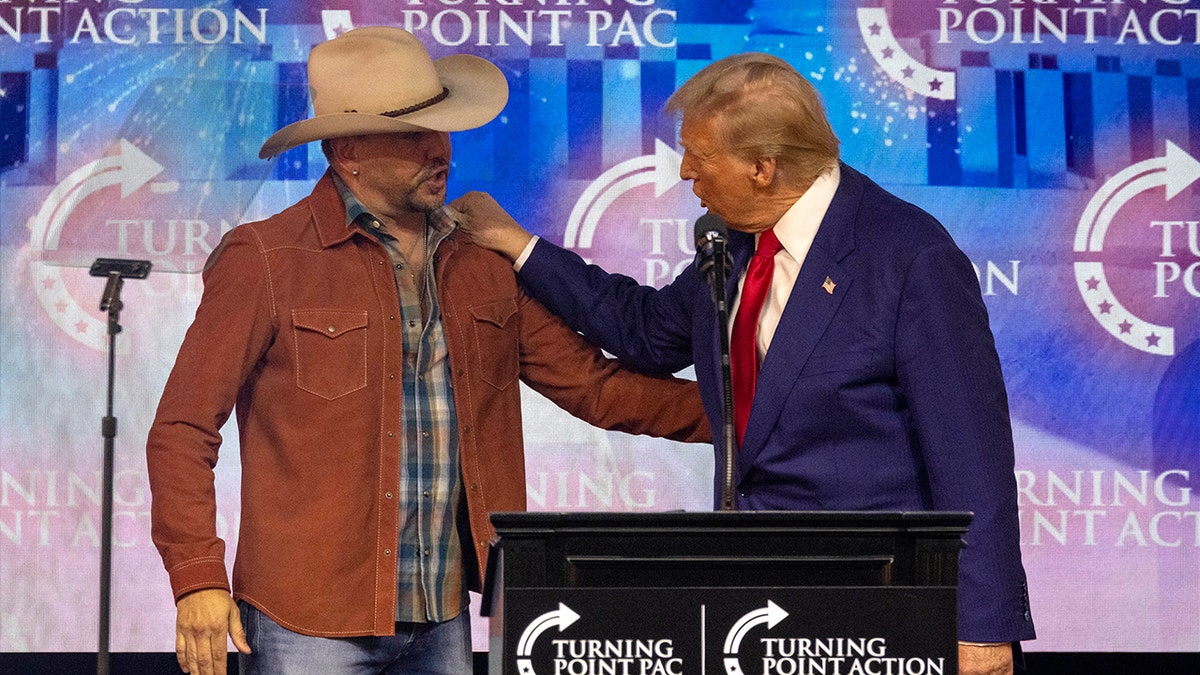 Trump with Jason Aldean