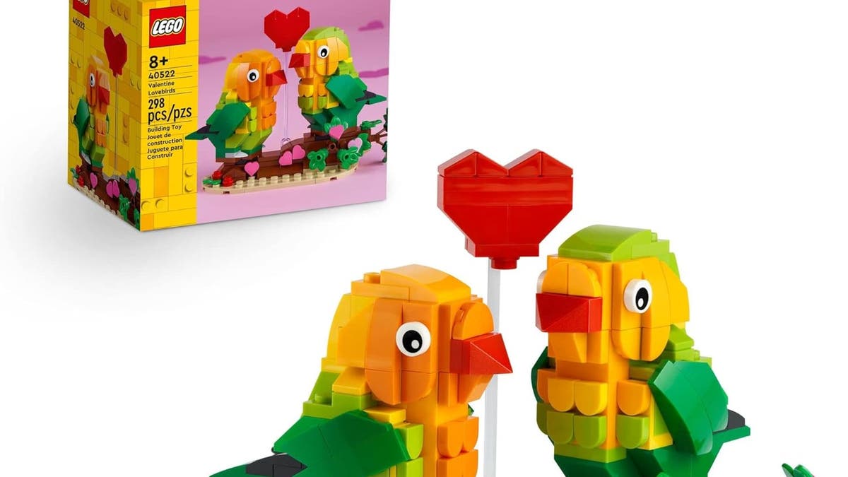 Build a set of lovebirds.