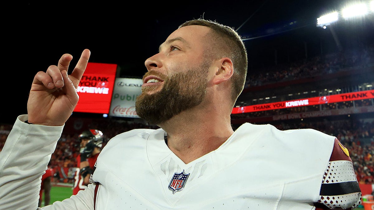 Zane Gonzalez celebrates