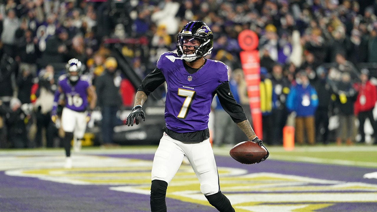 Thumbnail for Ravens' Rashod Bateman faces domestic charges for alleged attack on car carrying ex-girlfriend and their baby
