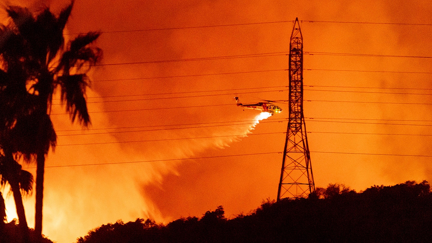 ca wildfire aerial water dump