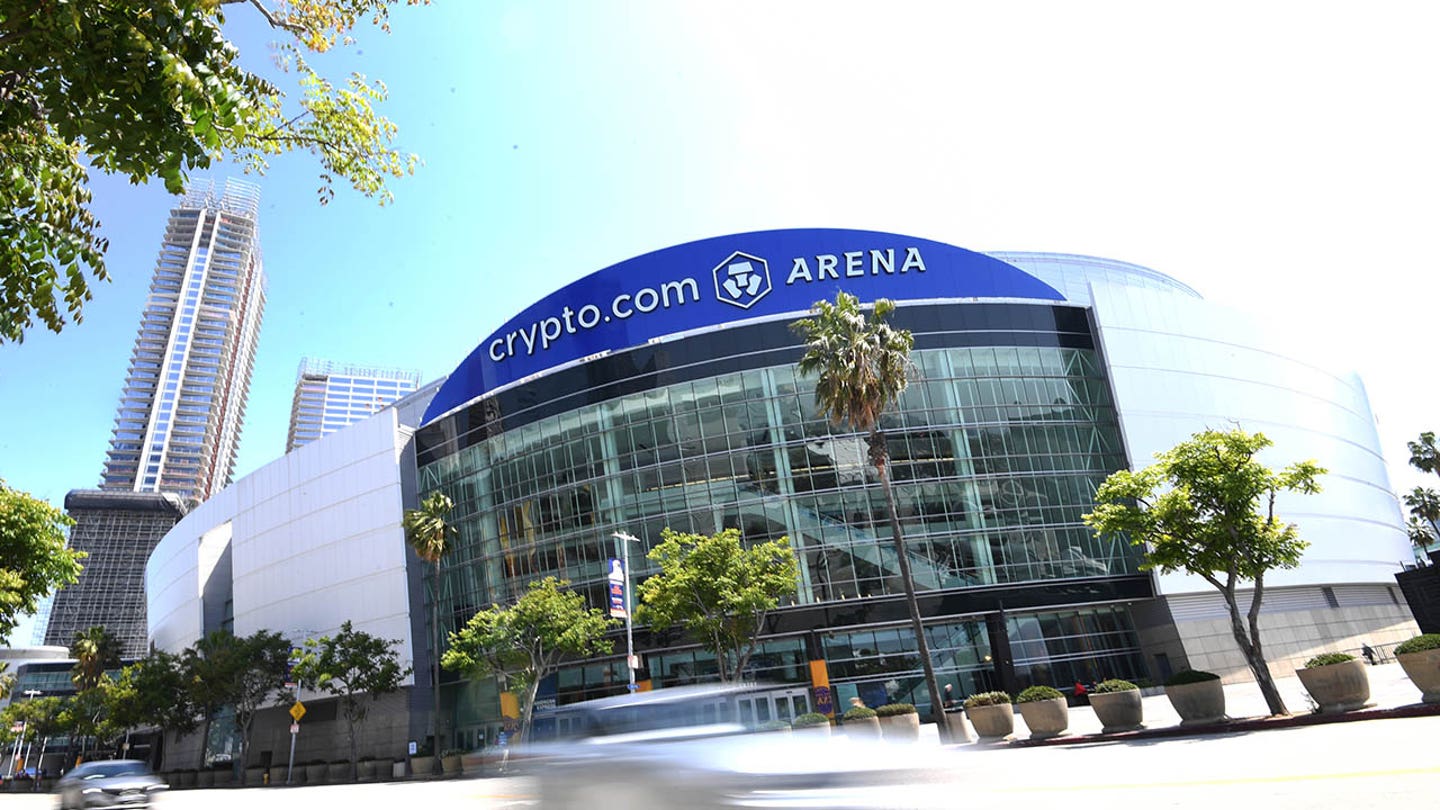 lakers arena