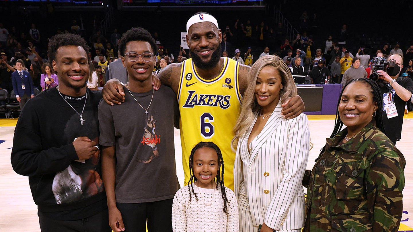 lebron james family