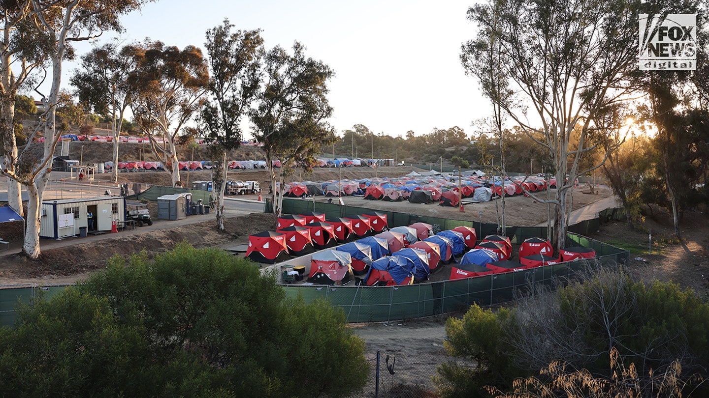 san diego homeless crisis california border 009