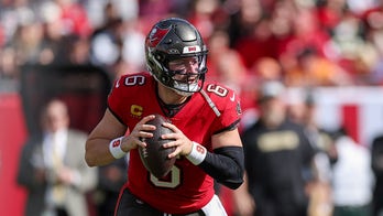 Baker Mayfield leads Bucs to 4th quarter comeback over Saints to win NFC South title