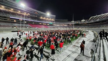 Ohio State fans break into Ohio Stadium to celebrate 1st national title since 2014