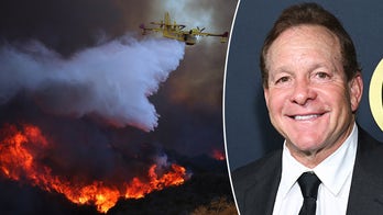 Actor Steve Guttenberg helps Palisades fire first responders as flames rage, 'It's a ghost town'