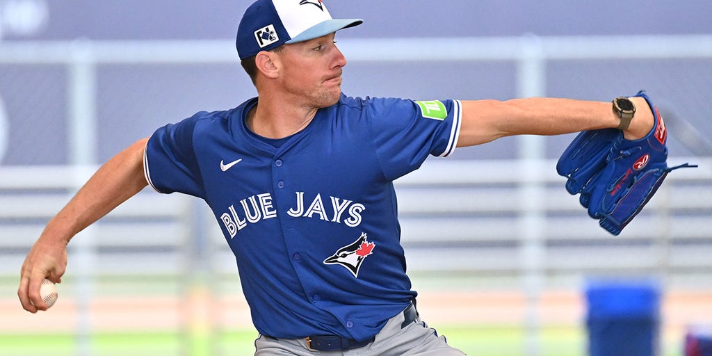 Blue Jays' Chris Bassitt serves fantasy football punishment during spring training game