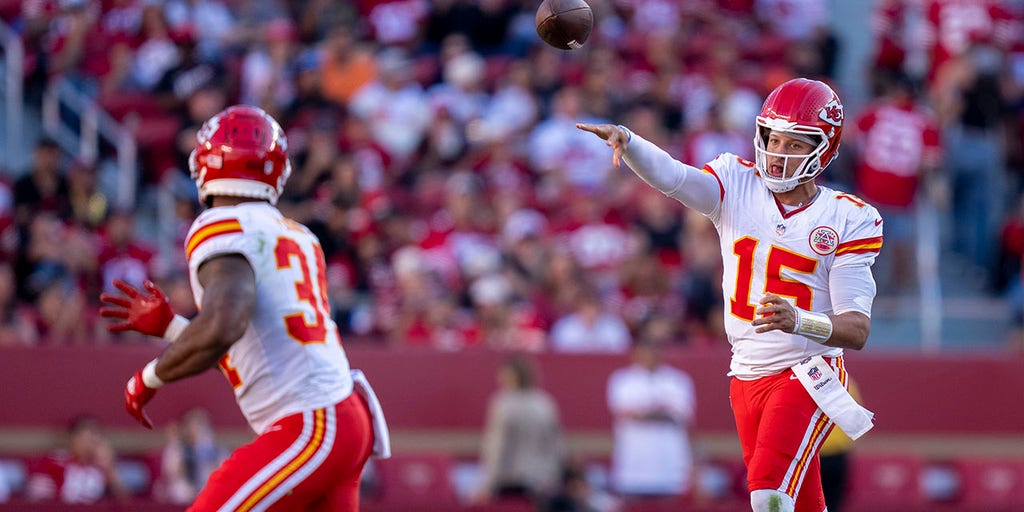 Chiefs player speaks out after Patrick Mahomes skipped him while greeting  teammates during Super Bowl loss