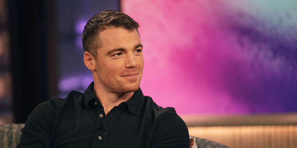 'The Night Agent' star gives blunt message to actors who want to be political