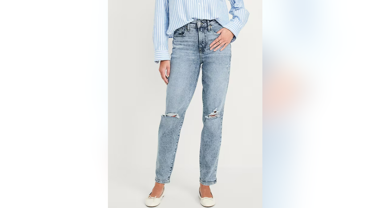 If you're looking for a bit of an edge to your spring wardrobe, these Old Navy High-Waisted OG Straight Ankle Jeans are a great option.