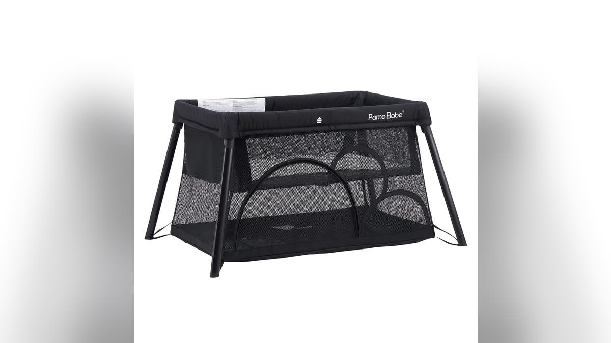 An on-the-go crib that isn't bulky.