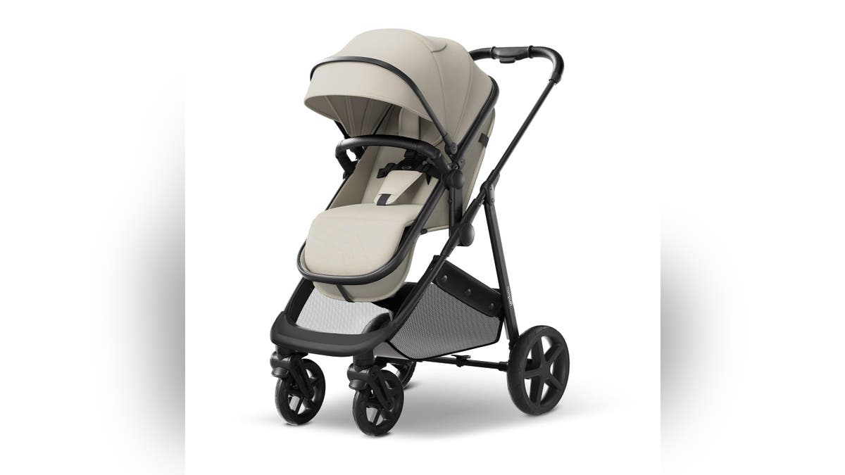 Convertible stroller with bassinet mode