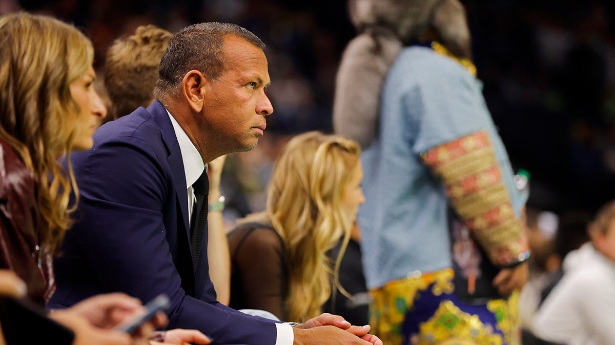 Alex Rodriguez helps Bucknell University student win $10,000 thanks to clutch shot  at george magazine