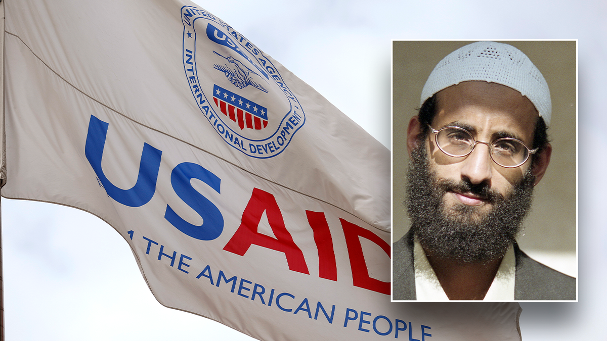 Anwar al-Awlaki dan USAID Bendera