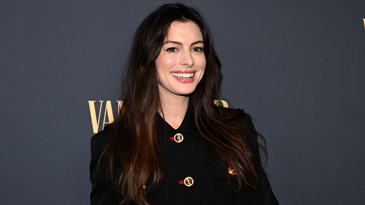 Anne Hathaway at the premiere of "The Apprentice."