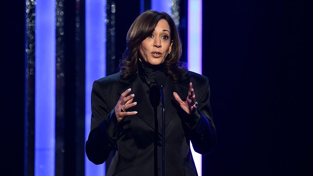 Harris gives acceptance speech at NAACP awards