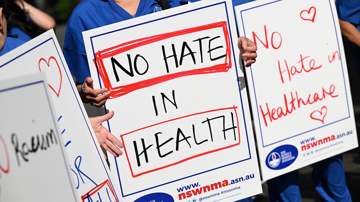 Nurses and midwives rally in Australia