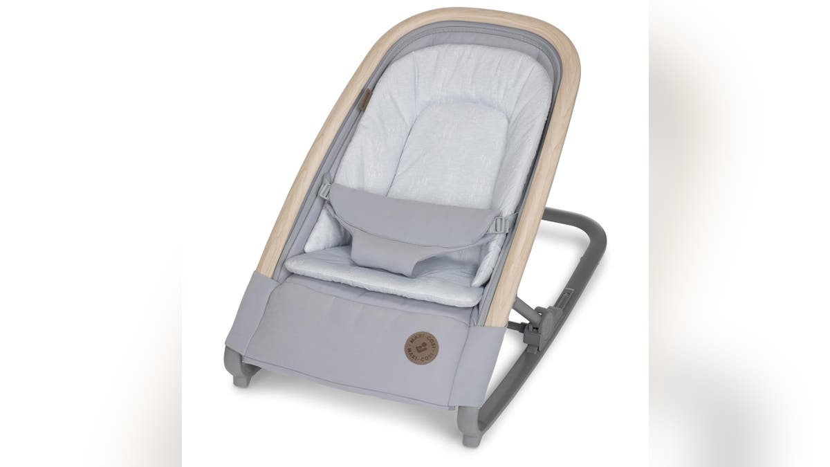 Try a baby bouncer for multi-tasking.