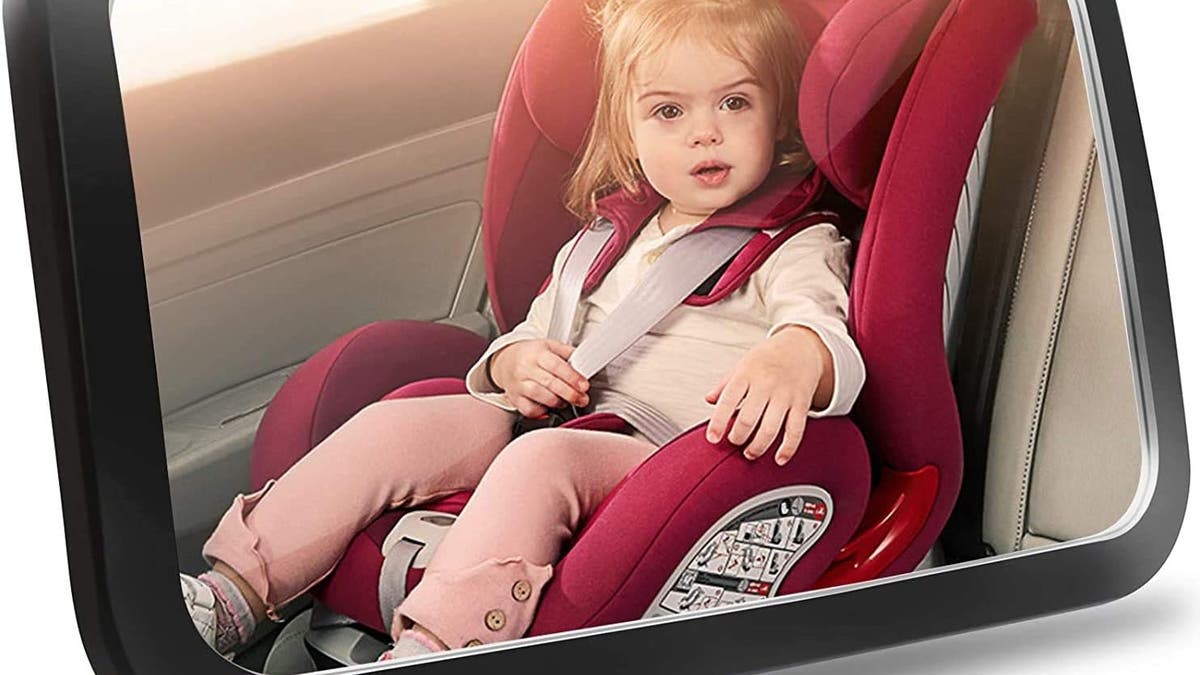 It is a good idea to understand the mirror of the baby in the rear seats.