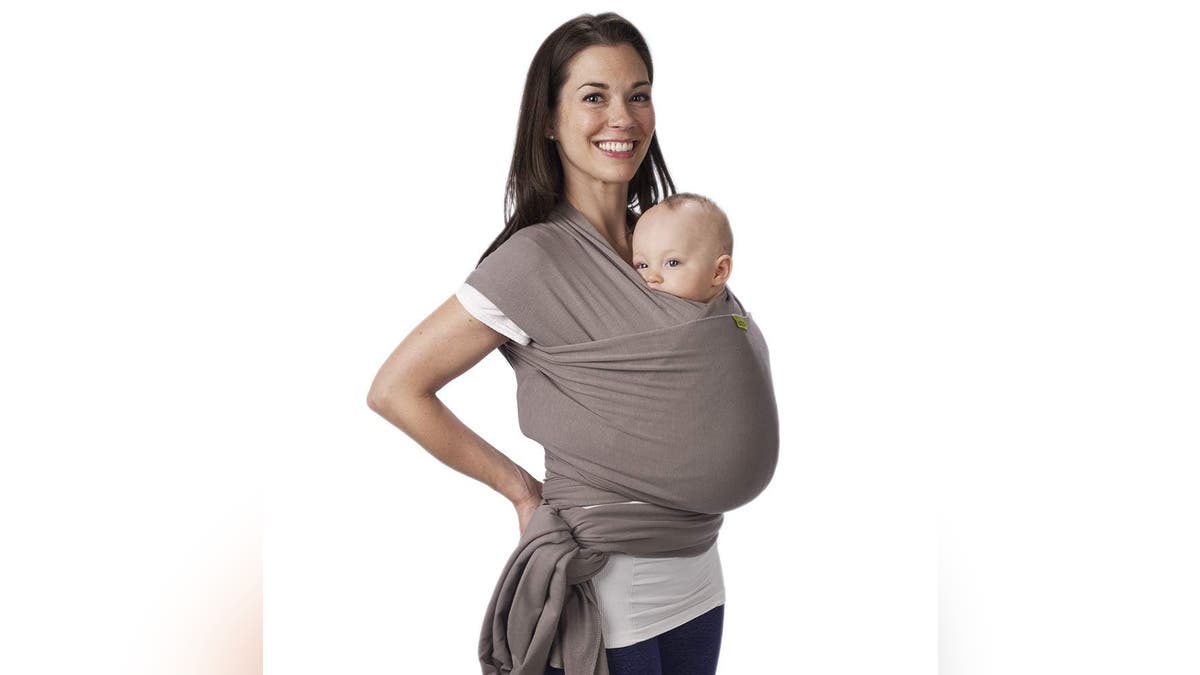 Try a baby wrap to bond with your baby comfortably.