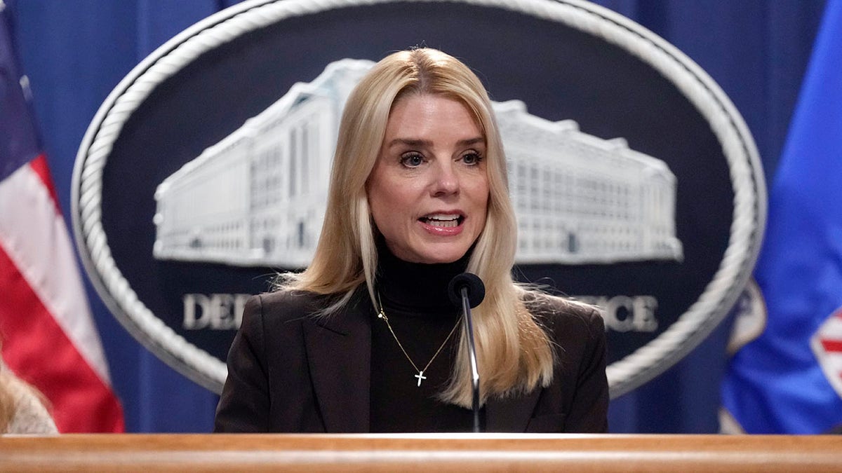 Public Prosecutor Pam Bondi