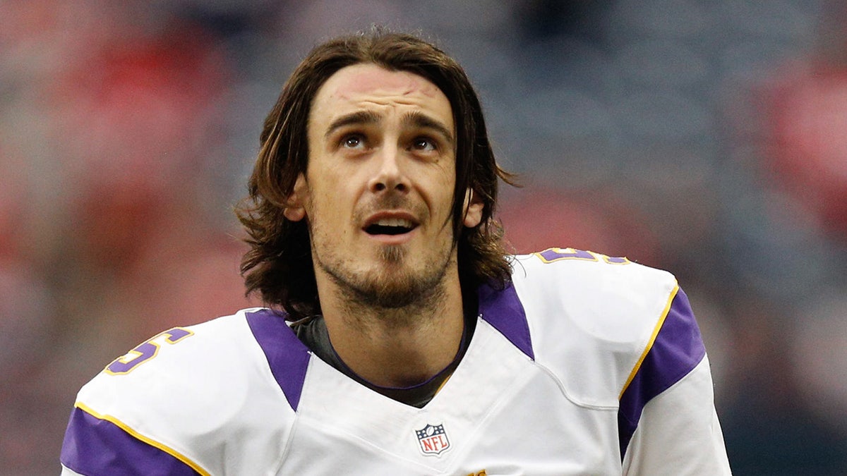 Chris Kluwe looked up