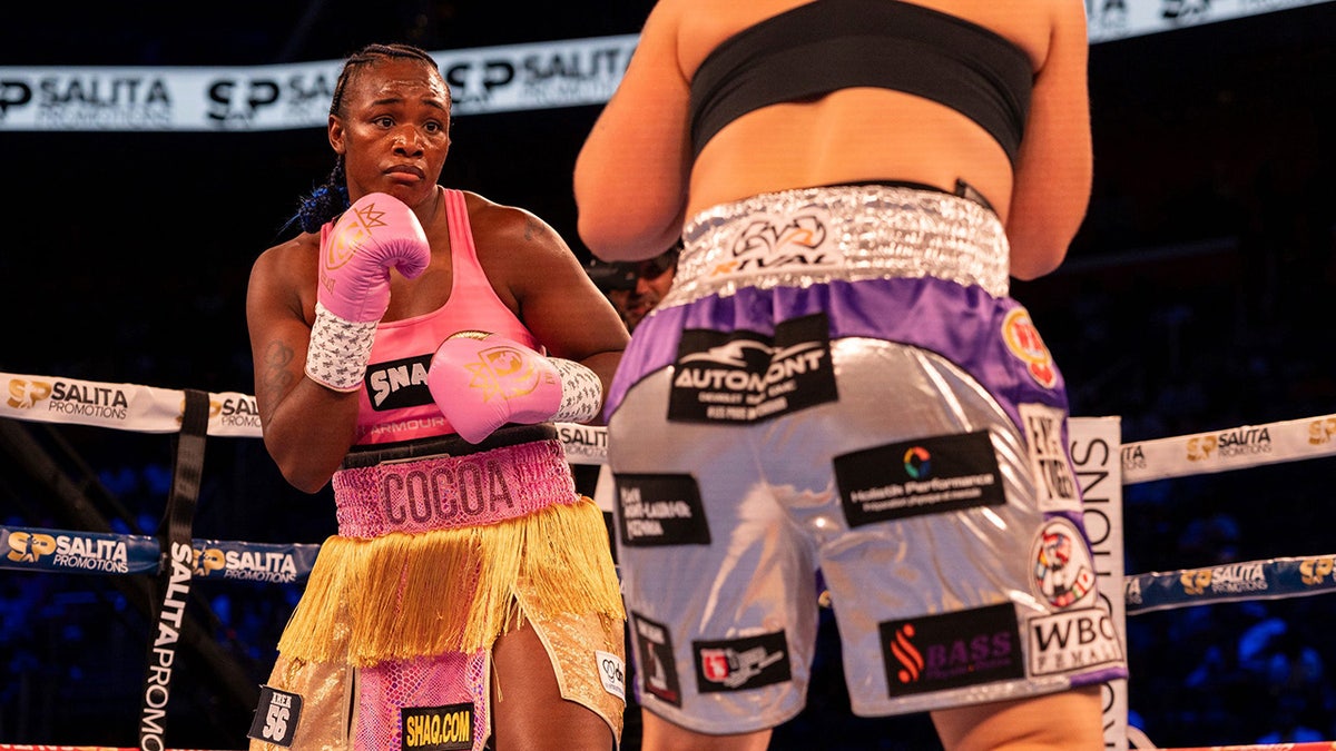 Claressa Shields boxes