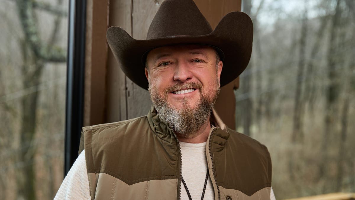 Colt Ford headshot